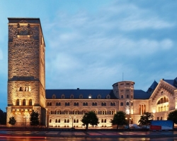 Zamek Cesarski - Centrum Kultury Zamek